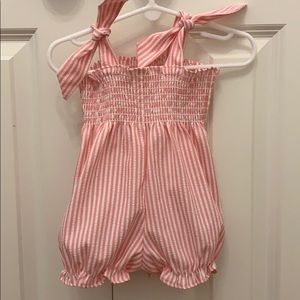 Pink seersucker bubble